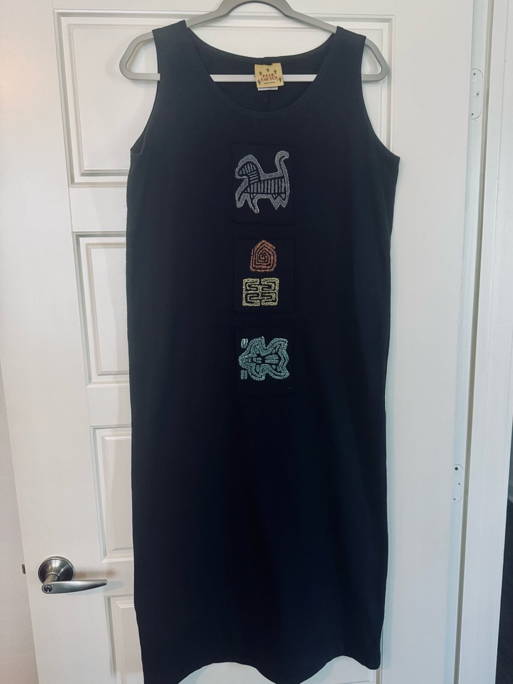 Vintage made in America Black Sleeveless Embroidered Patch tshirt Dress